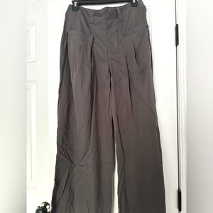 Wide leg pants